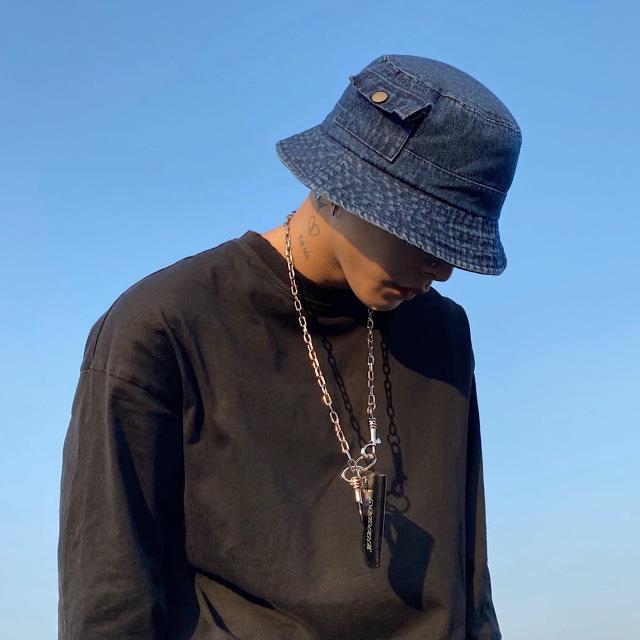 foldable bucket hat with pocket