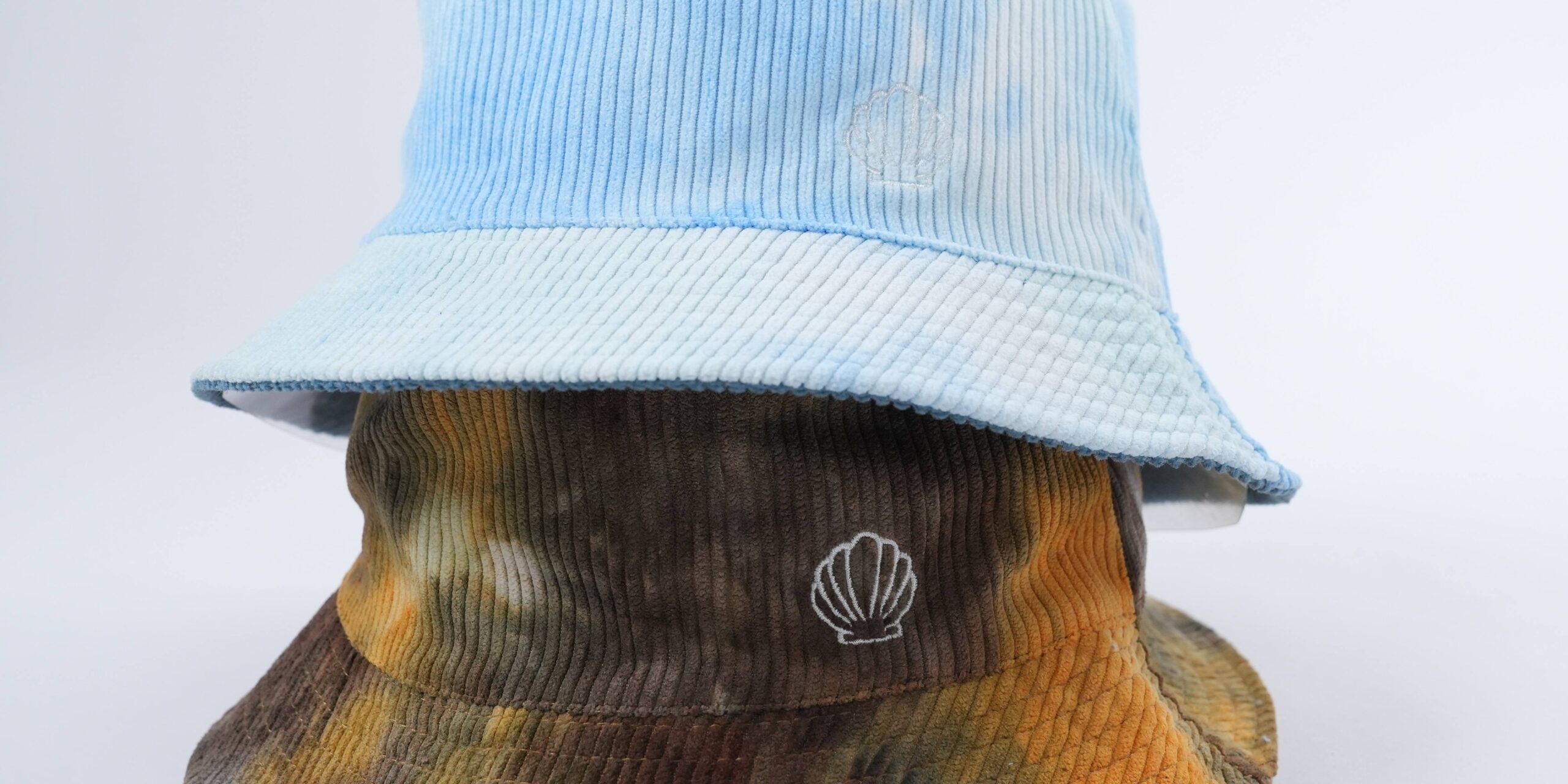 Wholesale Tie-Dyed Corduroy Reversible Bucket Hat with Logo (2) reversible corduroy bucket hat